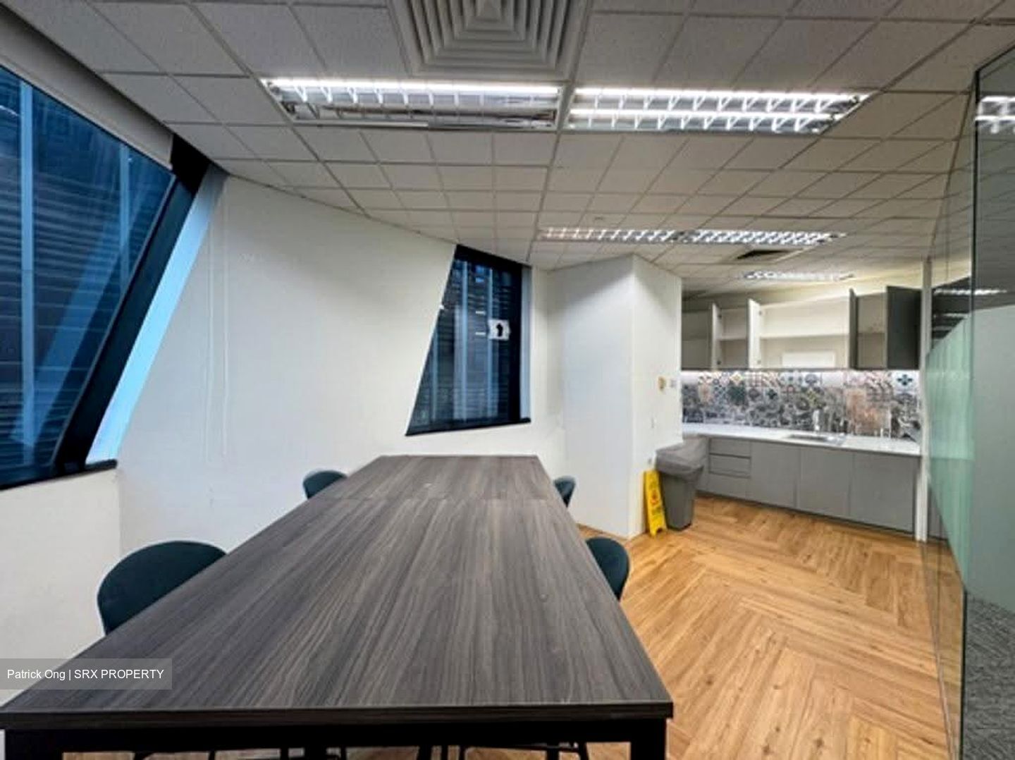 Republic Plaza (D1), Office #618123231